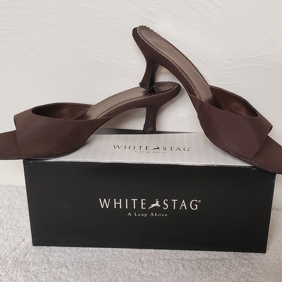 womens strappy dress shoes